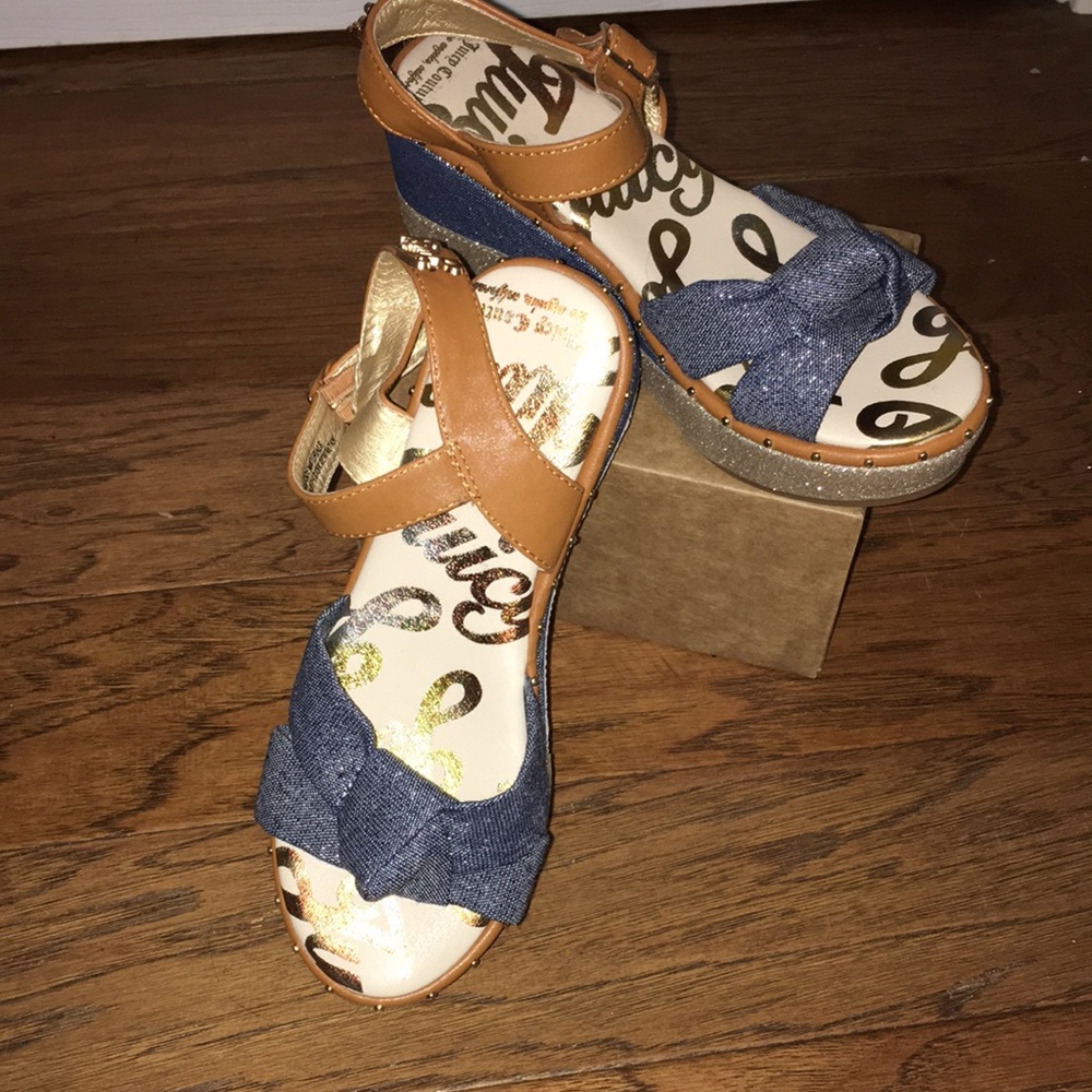 Juicy couture shoes